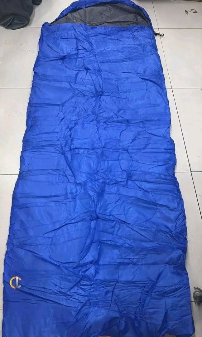 Sleeping bag (Category: Hiking & Camping) located in Manila. Submitted by lyfrancois14 (Listing ID 1461587673, Image 2). Description: .