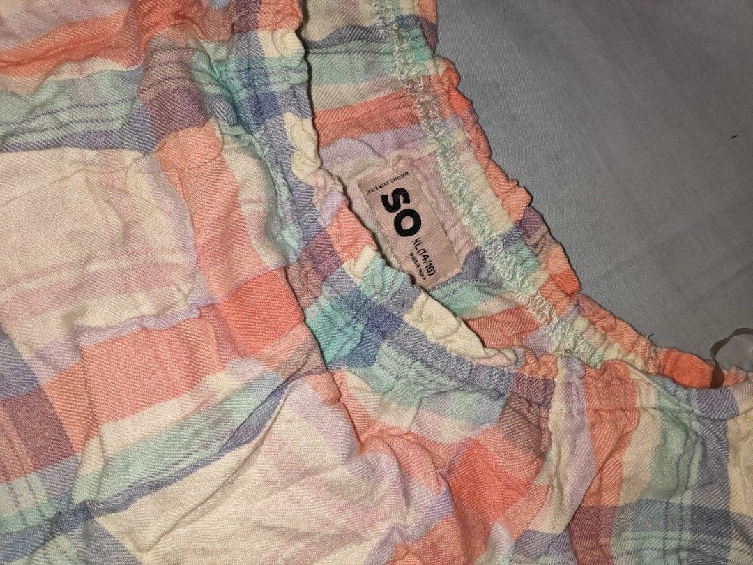 SO Plaid Off-Shoulder Top XL (14/16) (Category: Longsleeves) located in Quezon. Submitted by strawberry_me (Listing ID 1461668107, Image 2). Description: - Adorable off-shoulder design - Trendy plaid pattern in pink, blue, and white - Comfortable elasticated neckline and hem - Cute short flutter sleeves - Ideal for everyday casual wear ‼️ STRICTLY: • No cancellation of orders • No return, no refund • No bogus buyers 💸 MODE OF PAYMENT: GCash.