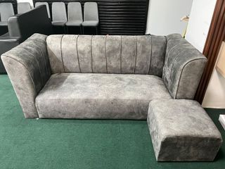 (Category: ) located in . Submitted by safurniture (Listing ID 1461611142, Image 1). Description: .