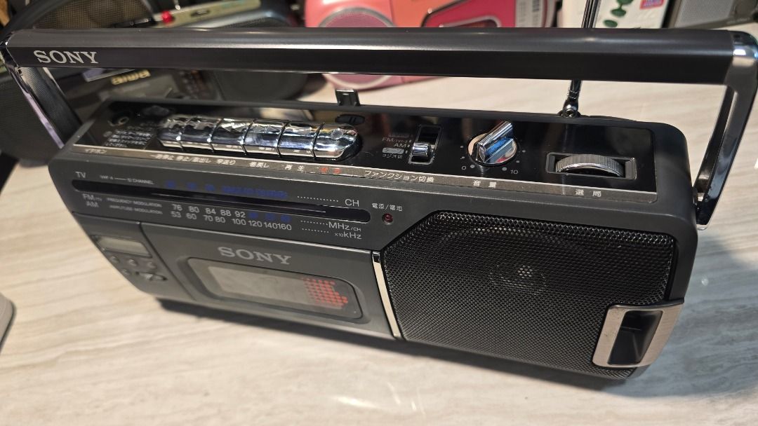 Sony CFM-170TV (Category: Portable Music Players) located in Manila. Submitted by bryanpotpot18 (Listing ID 1461765154, Image 3). Description: Sony Radio Cassette Radio Am/Fm working TV tuner working Tape working Good as new .
