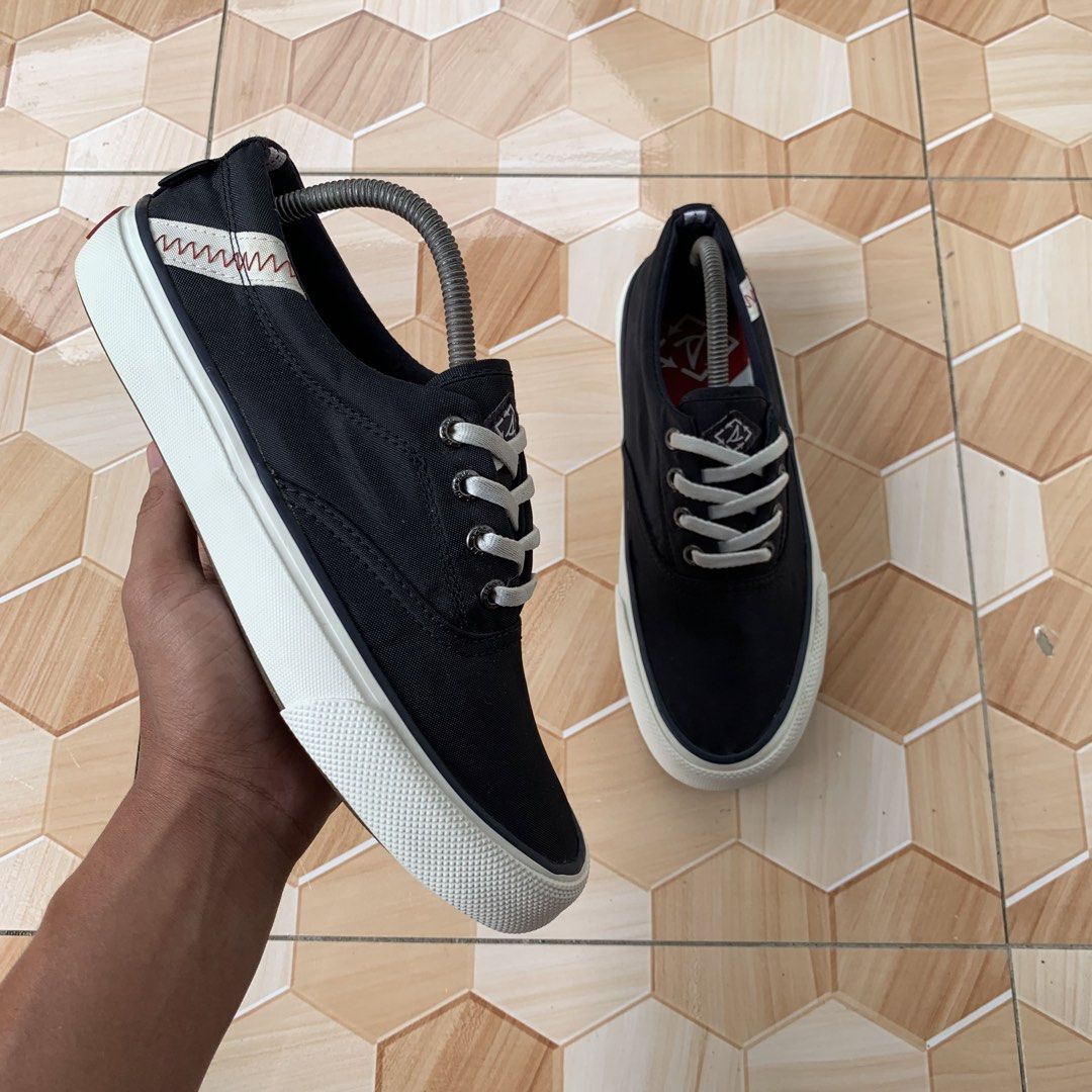 Sprerry Topsides❗️ (Category: Shoe inserts & accessories) located in Cebu City. Submitted by darrylopon12219 (Listing ID 1461598302, Image 2). Description: Orig💯 Excellent Condition No Issue Size 7 Eur 39 Cm 25 📍 CONSOLACION, CEBU ‎🚚 ship via J&T ‎DM NOW📩.