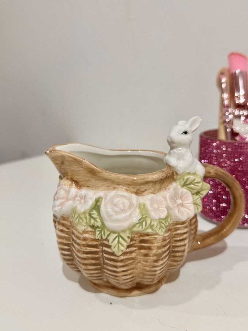 Spring Collection Rabbit Tea Pot Ceramic w/ Flowers (Category: Water Bottles & Tumblers) located in Manila. Submitted by strawberrymelo (Listing ID 1461629180, Image 1). Description: .