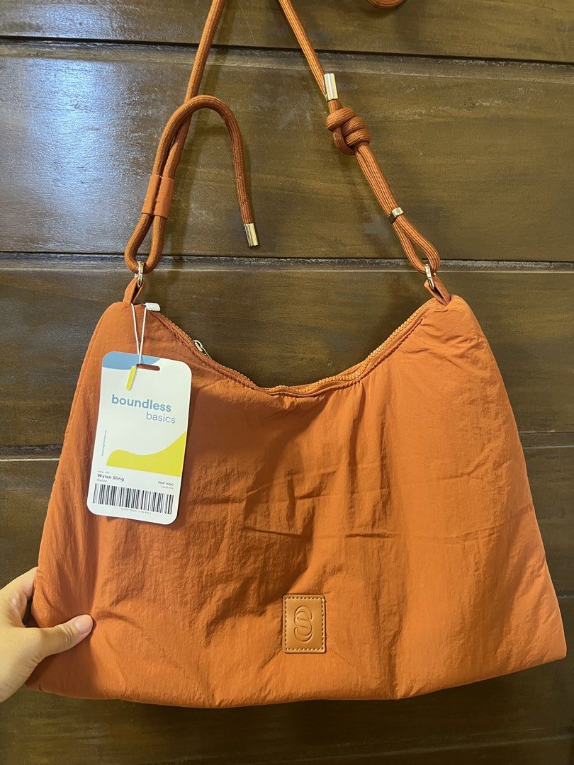Straightforward Wylan Sling (Category: Sling Bags) located in Tarlac. Submitted by royal.ching (Listing ID 1461667524, Image 3). Description: L: 17.5 H:10 Depth: 2 Color: DT sienna.