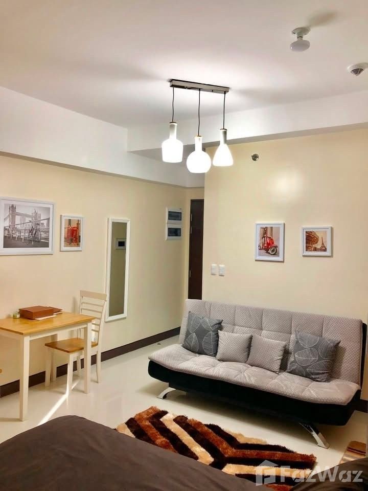 Studio Condo for rent at The Viceroy Residences (Category: Apartments & Condos) located in Makati City. Submitted by propertyproph (Listing ID 1461669059, Image 1). Description: 🏡 FOR RENT | Fully Furnished Studio – Viceroy Residences 📍 McKinley Hill, Taguig City 💰 ₱23,000/month | 1-Year Lease | Association Dues Included 💰 ₱28,000/month | 6-Month Lease ✨ Unit Details 23 sqm 15th Floor Studio | 1 Bathroom Fully Furnished No Parking Strictly No