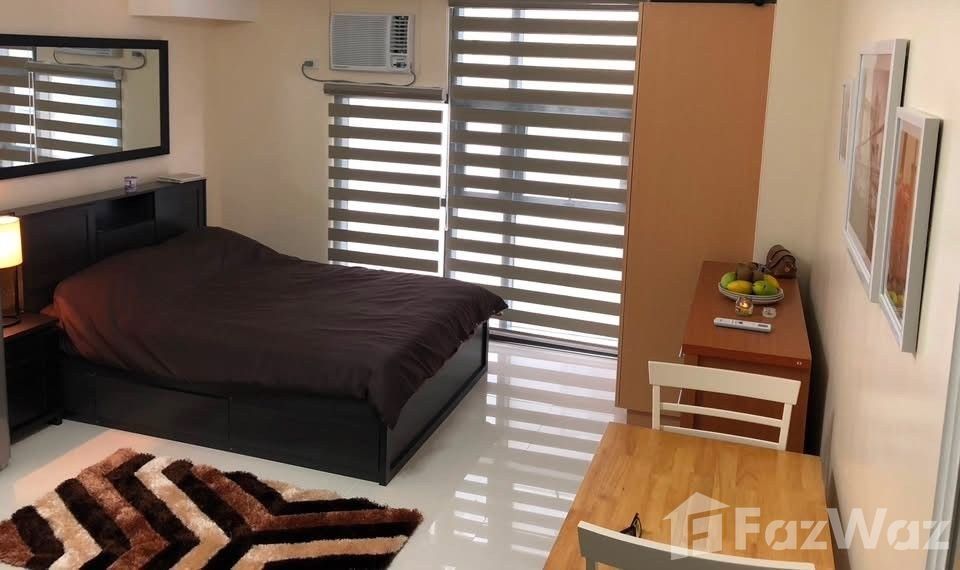 Studio Condo for rent at The Viceroy Residences (Category: Apartments & Condos) located in Makati City. Submitted by propertyproph (Listing ID 1461669059, Image 2). Description: 🏡 FOR RENT | Fully Furnished Studio – Viceroy Residences 📍 McKinley Hill, Taguig City 💰 ₱23,000/month | 1-Year Lease | Association Dues Included 💰 ₱28,000/month | 6-Month Lease ✨ Unit Details 23 sqm 15th Floor Studio | 1 Bathroom Fully Furnished No Parking Strictly No