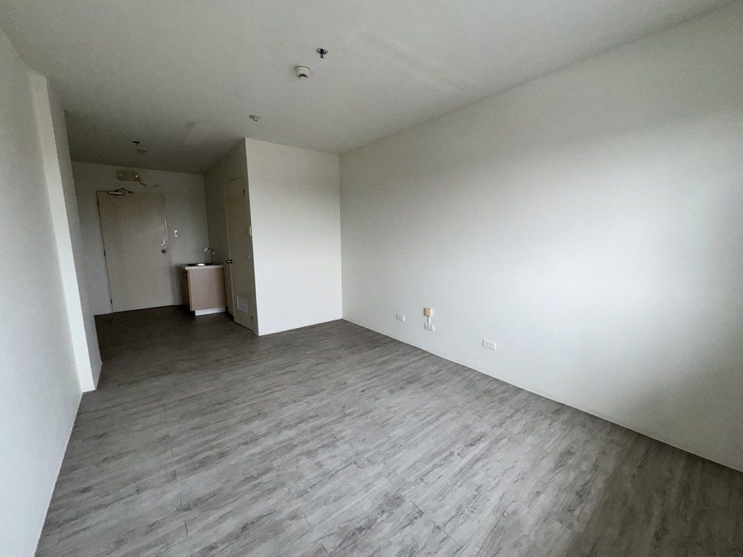 Studio Unit at Alabang (Category: Apartments & Condos) located in Paranaque City. Submitted by avidaland_lovely (Listing ID 1461718790, Image 3). Description: RENT-TO-OWN : Studio Unit (24.37) 📍AMAIA STEPS Alabang 💰 𝗧𝗼𝘁𝗮𝗹 𝗣𝗿𝗶𝗰𝗲: ₱3,104,736 💵 𝗠𝗼𝗻𝘁𝗵𝗹𝘆: ₱6,036.99 / month 📩 Message me for the latest promo, available units, and sample computation! 𝗟𝗼𝘃𝗲𝗹𝘆 𝗔𝗻𝗻𝗮𝗻𝗴 Licensed Real Estate Salesperson.