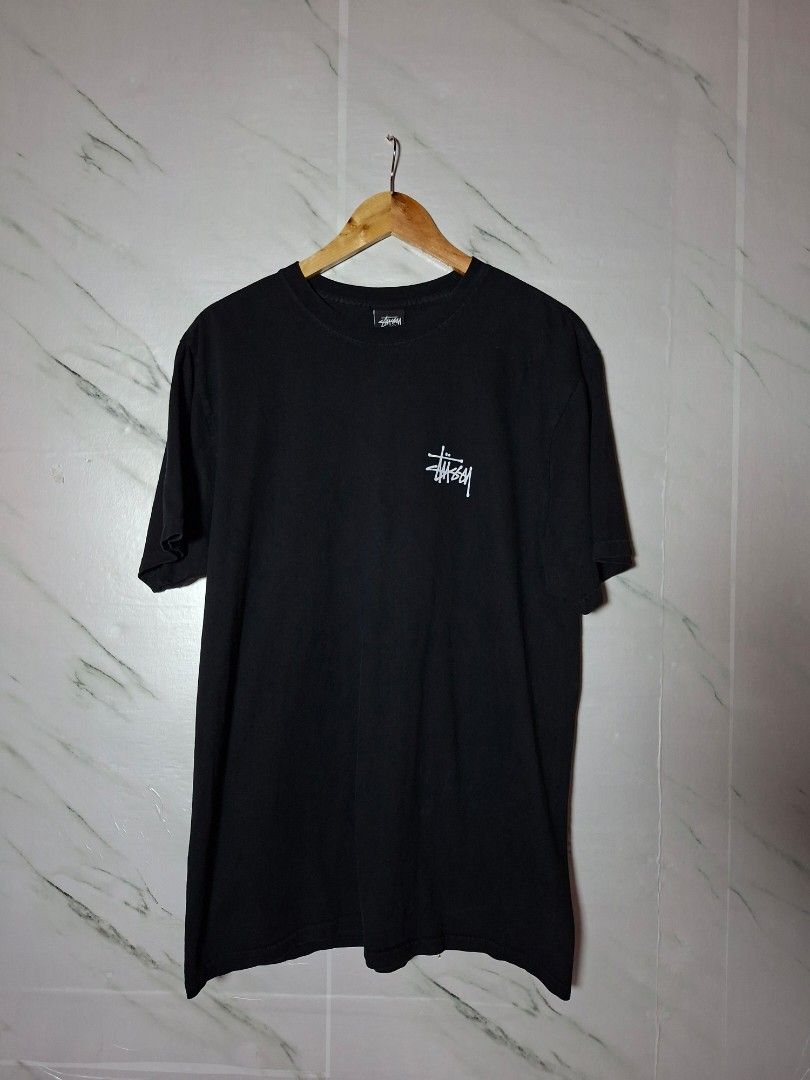 Stussy basi design (Category: Tshirts & Polo Shirts ) located in Esperanza. Submitted by ledgerthrift (Listing ID 1461581556, Image 1). Description: excellent condition 9.7 Color rate 22X29 minimal Crack prints.
