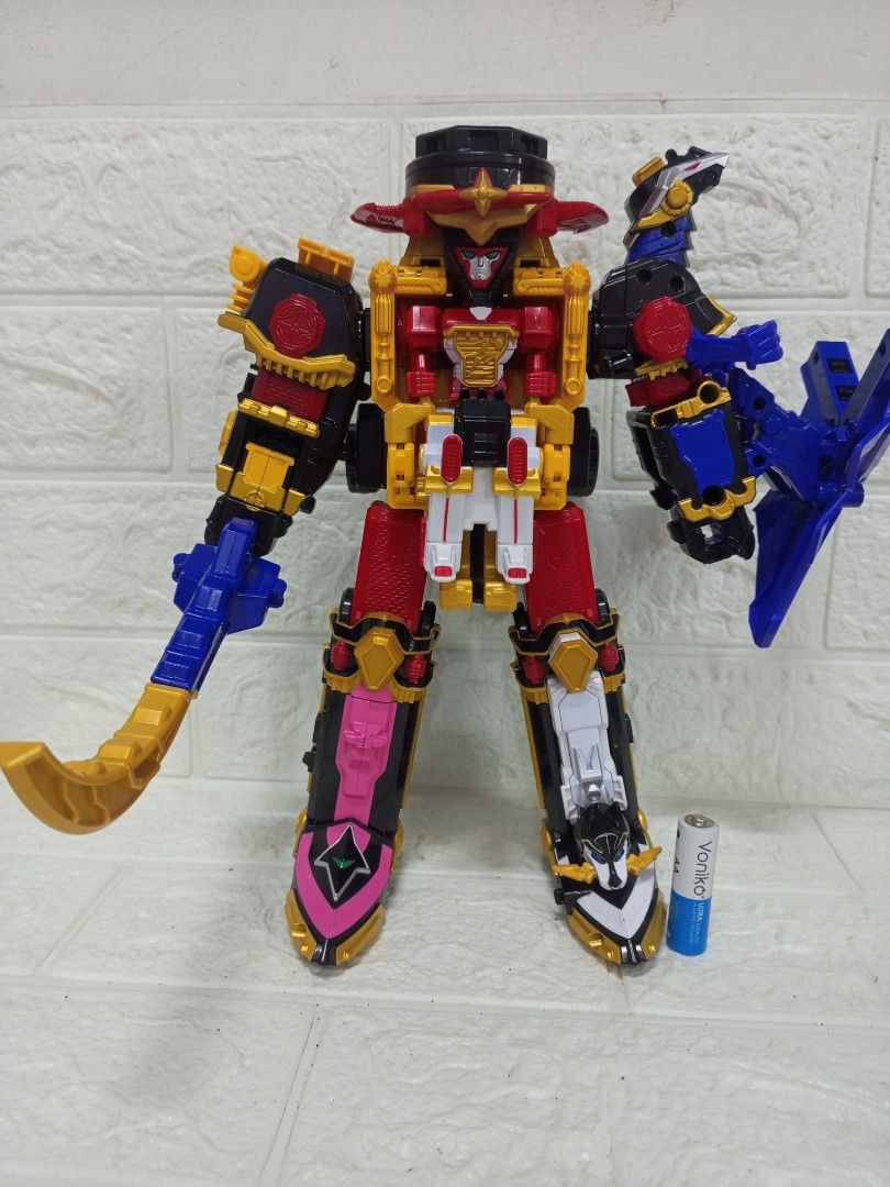 Super Sentai Shurikenger DX Robot (Category: Action & Battle Toys) located in Quezon City. Submitted by mackylolz (Listing ID 1461657352, Image 1). Description: Super Sentai Shurikenger DX Robot Authentic Japan item Working Gimmick Working/Tested Head Sound Battery: 2pcs LR44 (not included) What you see is what u get Pls see pic for details.
