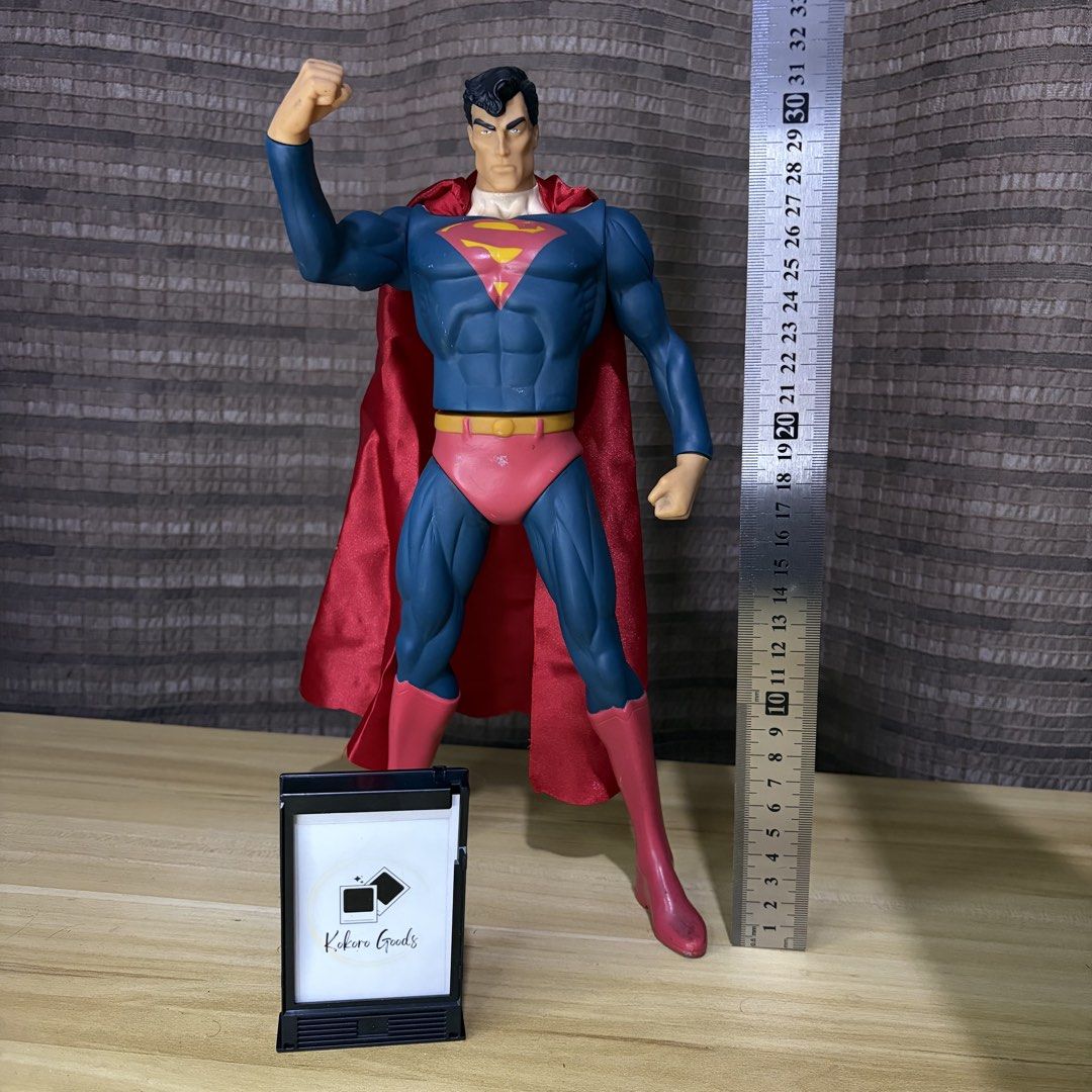 Superman Action Figure (DC COMICS Vintage Toy) (Category: Figurines & Statues) located in Caloocan City. Submitted by lynaldeax (Listing ID 1461595839, Image 2). Description: Superman DC COMICS - With Official Copyright Mold Stamp - Visible signs of wear / paint chips / scuffs Best offer :).