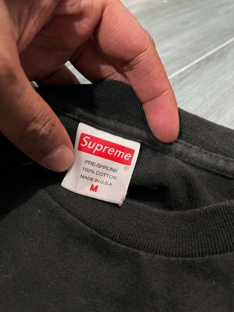 SUPREME (Category: Tshirts & Polo Shirts ) located in Cabuyao City. Submitted by jp-collection (Listing ID 1461582762, Image 3). Description: 22x29.