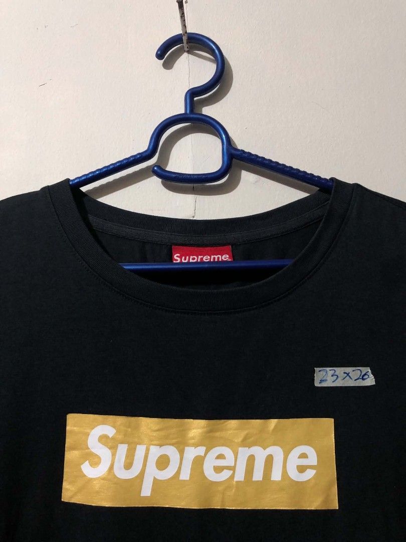 Supreme Box Logo (Category: Tshirts & Polo Shirts ) located in Manila. Submitted by wildshark-33d3 (Listing ID 1461678423, Image 2). Description: Authentic Excellent condition No issue.