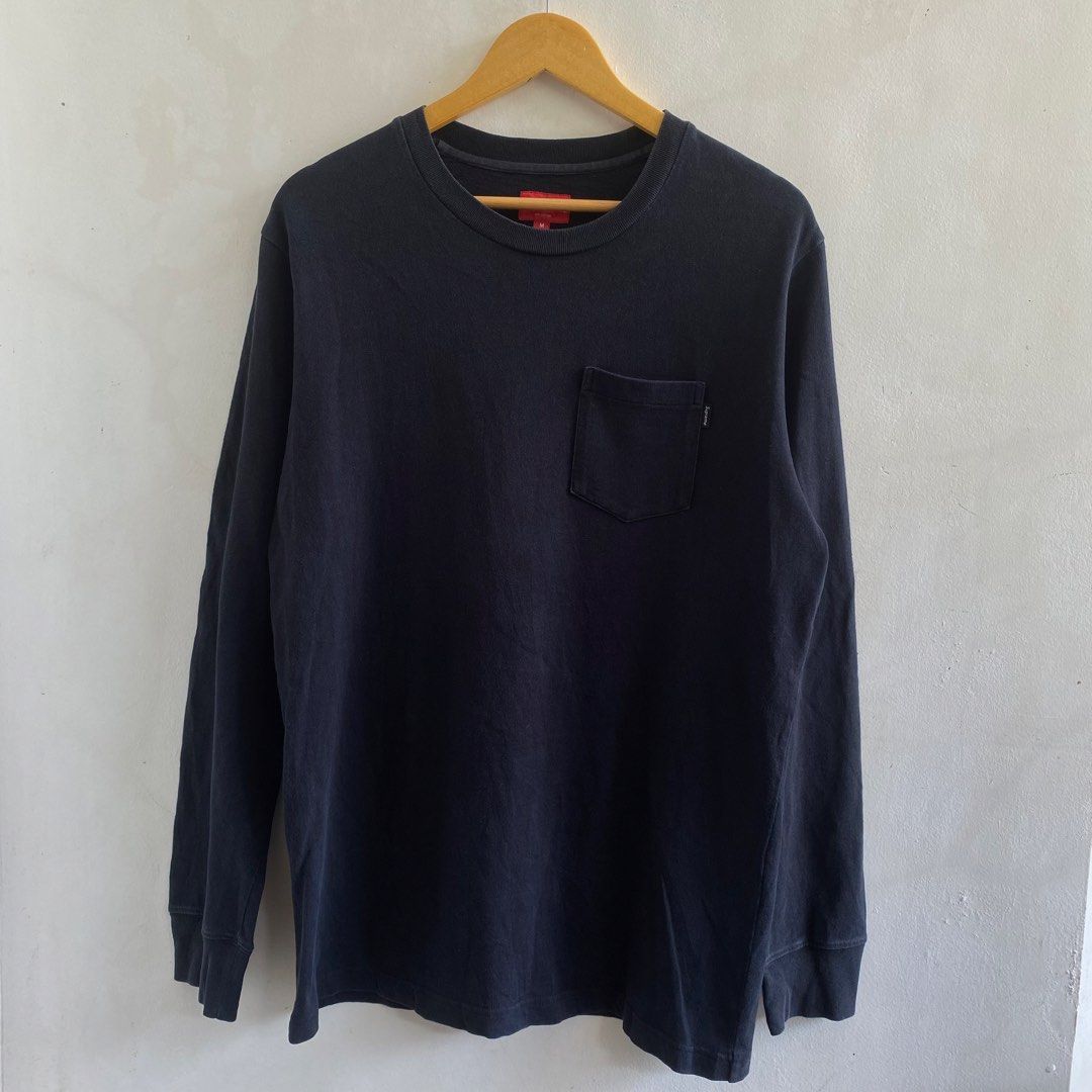 Supreme Pocket Tee Plain Longsleeve (Category: Formal Shirts) located in Davao. Submitted by bangers01 (Listing ID 1461718467, Image 1). Description: .