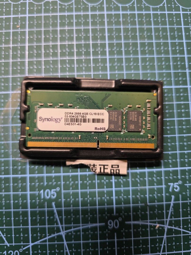 Synology DDR4 2666 4GB CL19 ECC RAM Module （分類：電腦周邊產品）位於 Hong Kong。 由 tremendous.head 提交（商品編號 1461763217，圖片 1）。簡介： Selling a Synology DDR4 2666 4GB RAM module. It's ECC memory with CL19 timing. Part number is 03-604GE7580. Tested and working. Great for upgrading compatible systems.。