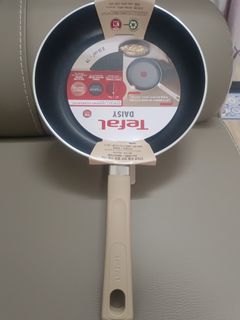 （分類：）位於 。 由 yoko_18 提交（商品編號 1461740648，圖片 1）。簡介： 。