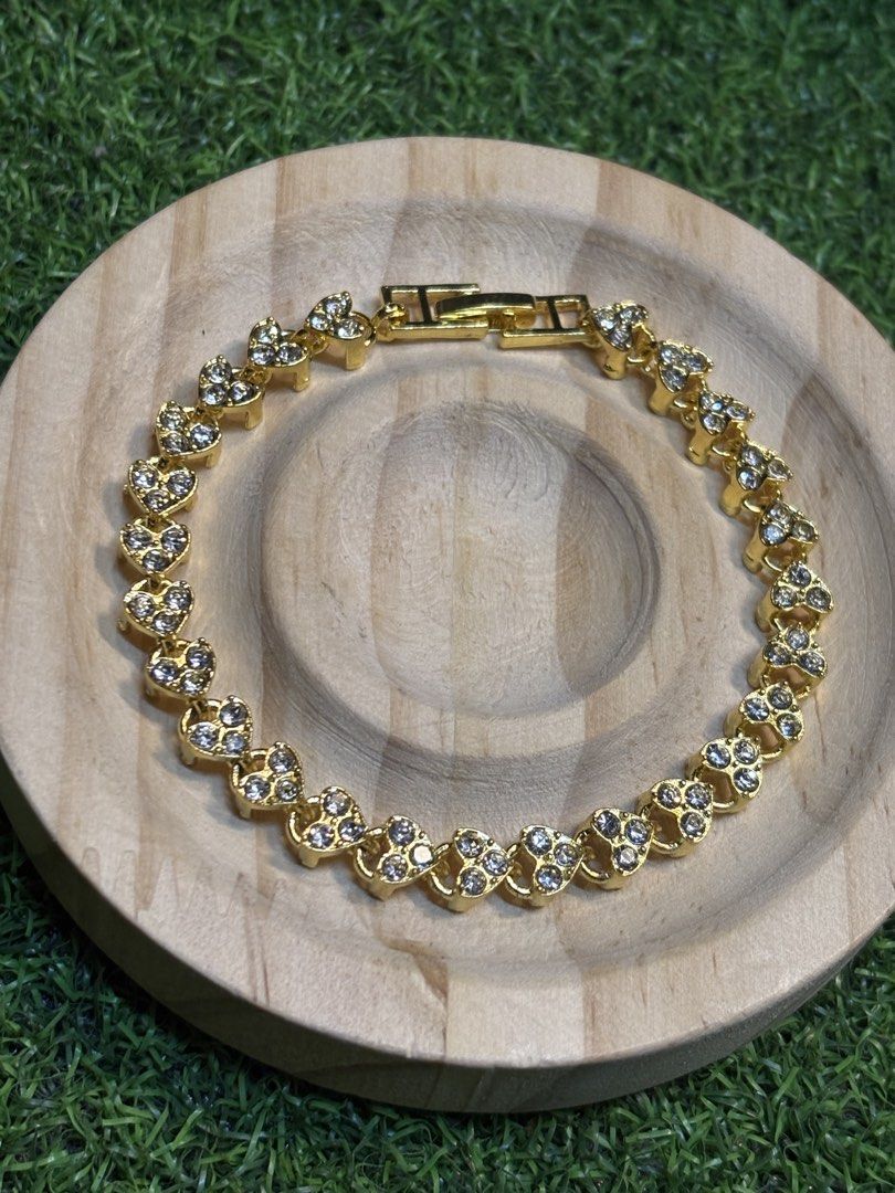Tennis bracelet gold tone (Category: Bracelets) located in Davao. Submitted by ememlou17 (Listing ID 1461749730, Image 2). Description: Tennis bracelet size 7-7.5inches copper setting #japanjewelries #japansurplus #japanuk.