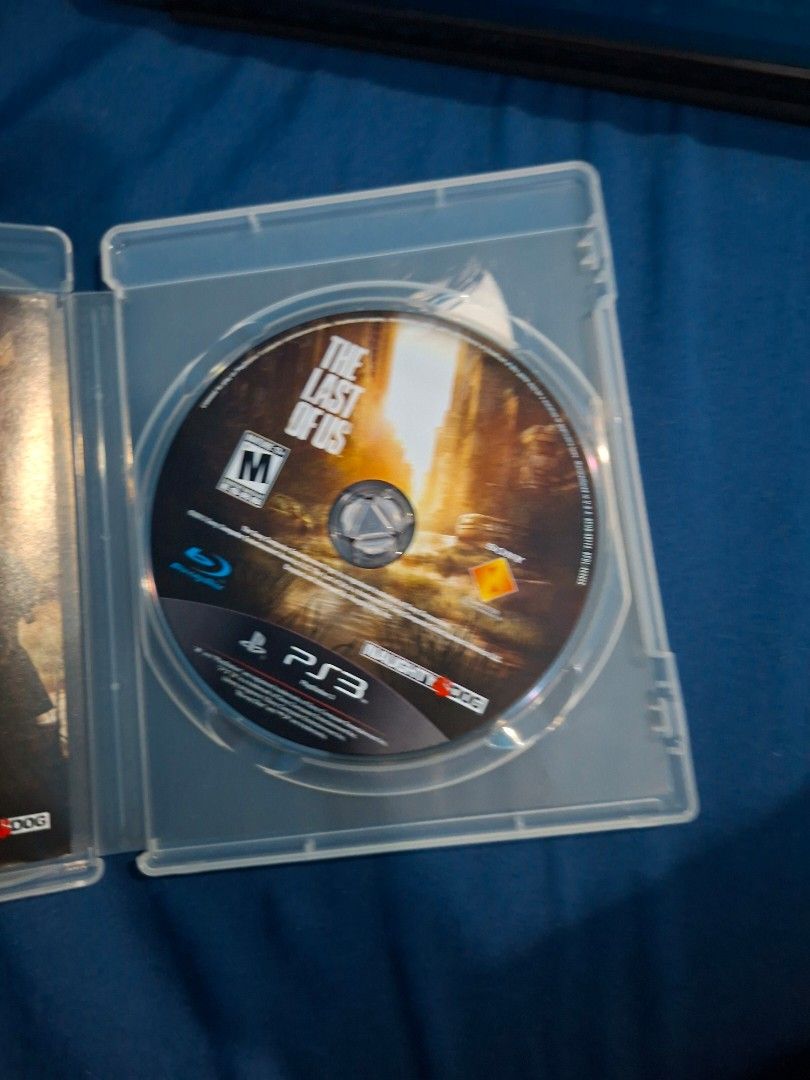 The Last of Us PS3 Game (Category: PlayStation) located in Valenzuela. Submitted by rampage25 (Listing ID 1461784103, Image 3). Description: The Last of Us for PlayStation 3 - Case in good shape Good for collector's - Location: Santa Mesa Manila - Price is Fixed - Open for pick up, shipping (At Buyer's expense) .