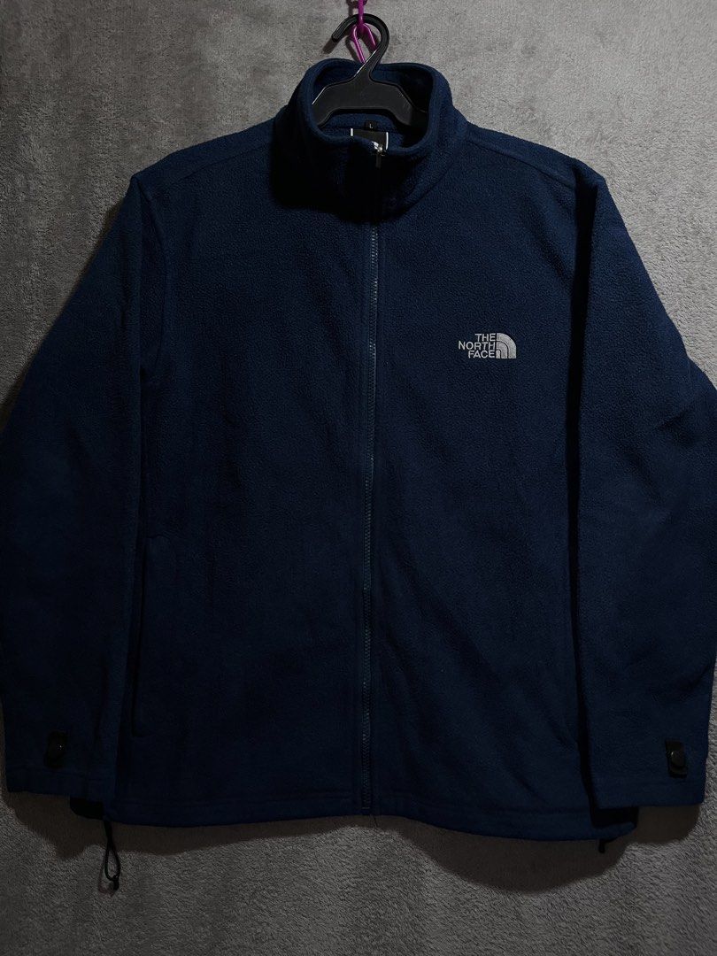 The North Face Glacier Full-Zip Fleece (Category: Coats, Jackets and Outerwear) located in Koronadal. Submitted by thrift.or.treat (Listing ID 1461610332, Image 1). Description: Excellent condition no issue Authenticity is not guaranteed..