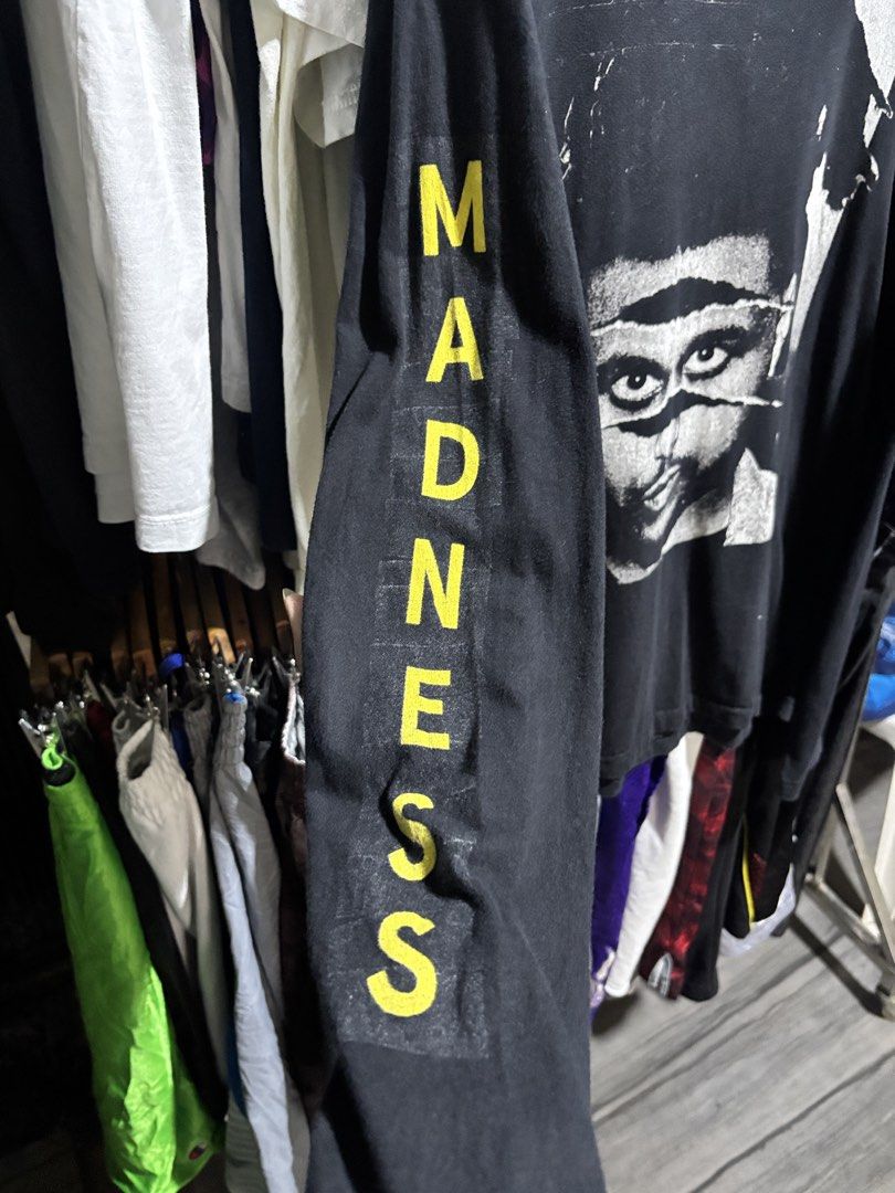 The Weekend's 2015 "THE MADNESS" Fall tour (Category: Tshirts & Polo Shirts ) located in Taguig. Submitted by nardselect (Listing ID 1461578201, Image 3). Description: Tag Size: Large Width: 24 Length:30 Condition: good Flaws: discoloration on neck, crack print .