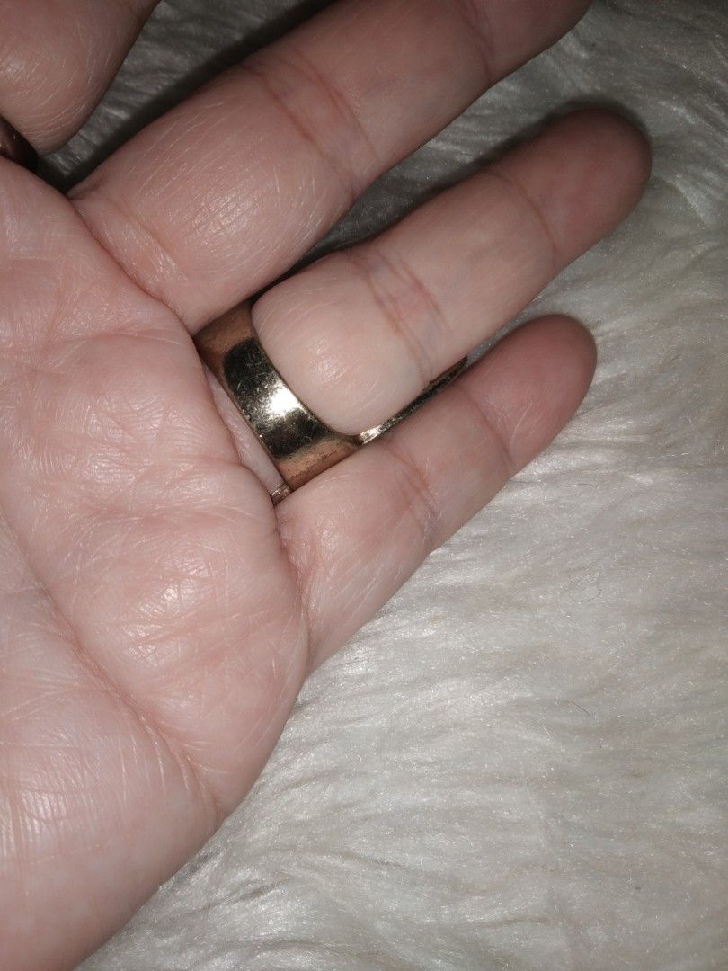 Thick green and black geometric ring (Category: Rings) located in Quezon City. Submitted by eidorableshop (Listing ID 1461583580, Image 2). Description: .