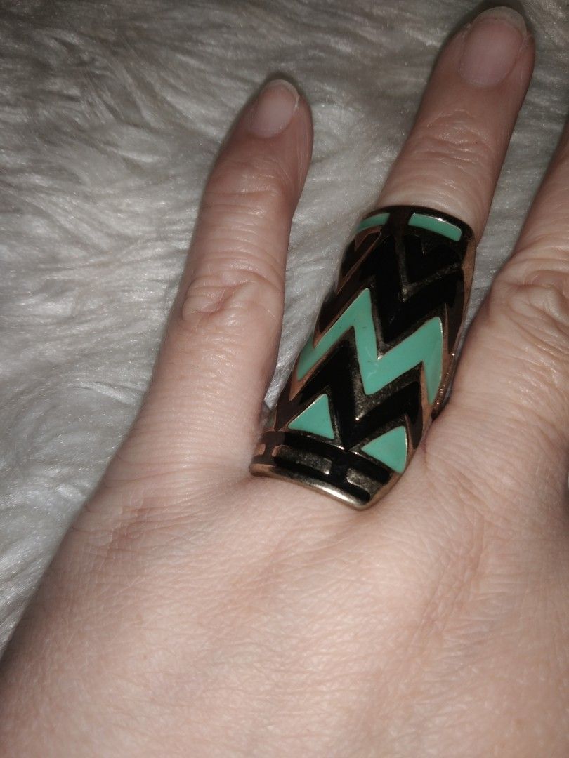 Thick green and black geometric ring (Category: Rings) located in Quezon City. Submitted by eidorableshop (Listing ID 1461583580, Image 1). Description: .