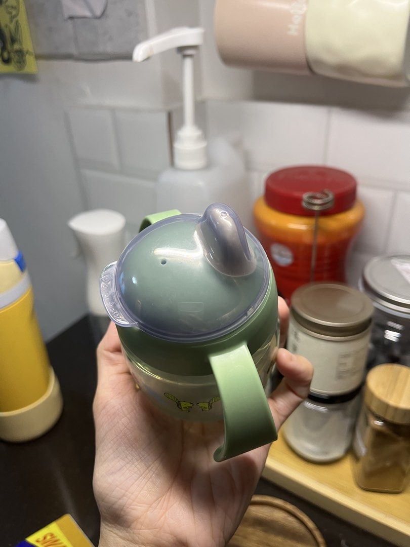 Tommee Tippee superstar sipee cup (Category: Weaning & Toddler Feeding) located in Quezon City. Submitted by samirosie0329 (Listing ID 1461681051, Image 2). Description: .
