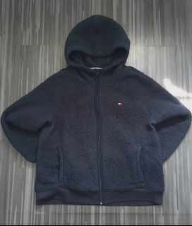 (Category: ) located in . Submitted by paulchristian_rewear.05 (Listing ID 1461763871, Image 1). Description: .