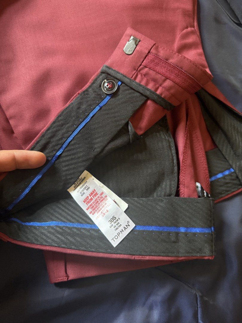 Men’s Coat (Category: Coats, Jackets and Outerwear) located in Mandaluyong City. Submitted by jamesy006 (Listing ID 1461591317, Image 3). Description: - Topman Burgundy Suit Set - Jacket Size: UK 38R - Trousers Size: UK 30S - Navy blue lining with blue trim details - Versatile for formal events or smart casual wear - Selling as a complete set.