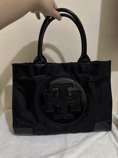 (Category: ) located in . Submitted by bagsbyshai (Listing ID 1461714589, Image 1). Description: .