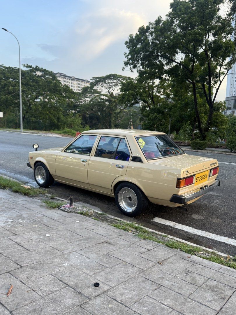 Toyota Corolla KE70 KE70 Corolla Manual (Category: Used Cars) located in Singapore. Submitted by ohelo (Listing ID 1461700841, Image 2). Description: Toyota corolla Ke 70. Shock absorber coil over Proton carb Current on steel rim Aircon very cold Normal black plate Come with EP plate tally with logcard since day 1 I have SSR Mk 1 rim Coe till: 31 Aug 2031 .