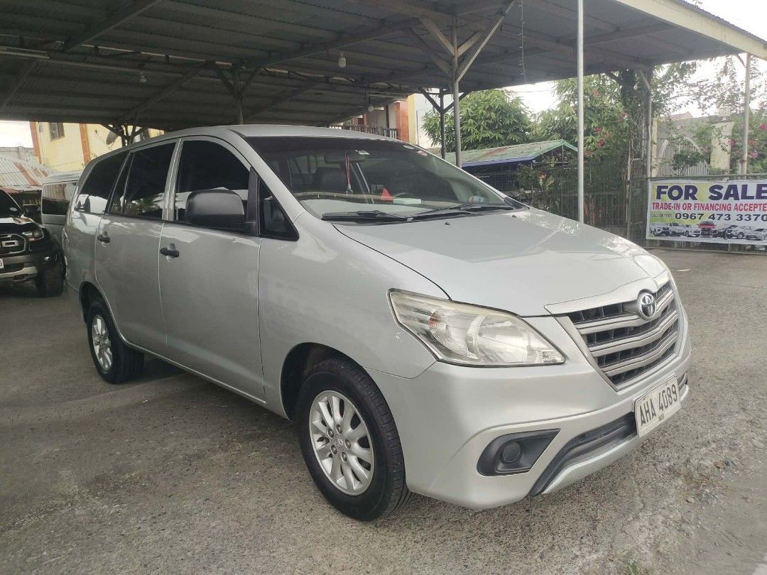 Toyota Innova (Category: New Cars) located in Santiago. Submitted by raymondescano46 (Listing ID 1461622979, Image 3). Description: toyota innova e 2.5 2015 model manual trany registered cold aircon firts owner aquired complete papers cash or financing 1 day release pm or call 09544283928.