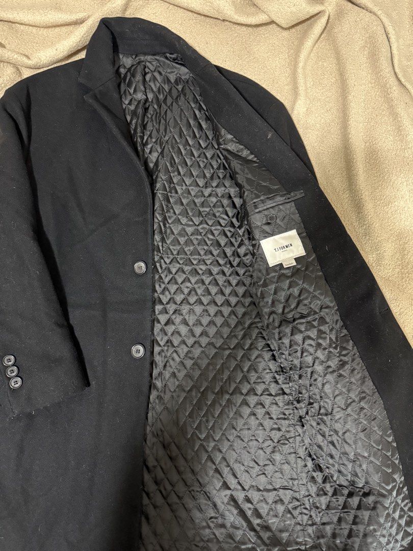 Trench Coat (Category: Coats, Jackets and Outerwear) located in Manila. Submitted by paulseller009 (Listing ID 1461748097, Image 2). Description: Trench Coat bought in Korea Back 100 cm Width 54 cm Can fit to 5’6 and 86kg .