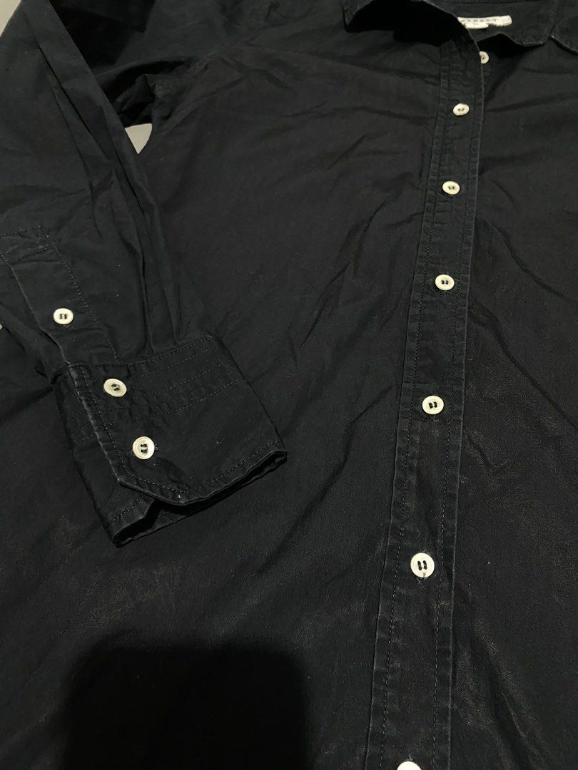 TRENERY Black Cotton Long Sleeve (Category: Longsleeves) located in Bacoor. Submitted by sad.burrito (Listing ID 1461663754, Image 3). Description: Size: XS loose fit 100% Cotton 📦 Lalamove/LBC, shipping fee shouldered by buyer 📍 Bacoor, Cavite.