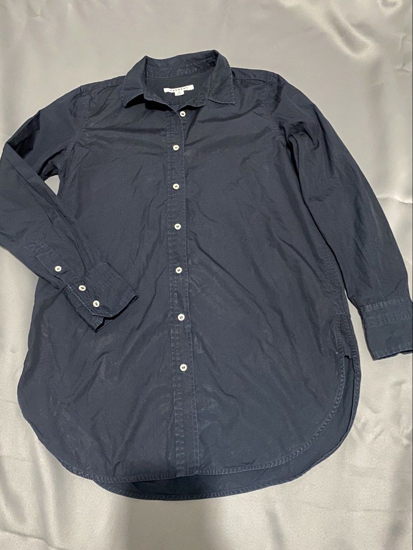 TRENERY Black Cotton Long Sleeve (Category: Longsleeves) located in Bacoor. Submitted by sad.burrito (Listing ID 1461663754, Image 1). Description: Size: XS loose fit 100% Cotton 📦 Lalamove/LBC, shipping fee shouldered by buyer 📍 Bacoor, Cavite.