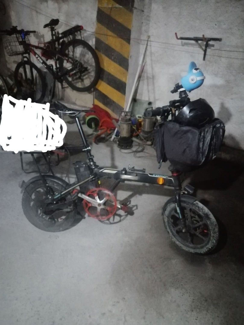 Trinx navigator (Category: Bicycles) located in Caloocan City. Submitted by anthriftdepot (Listing ID 1461705448, Image 1). Description: Use as regular bike sira controller may crack seat tube pinaweld na na putol lng ulit Battery good condition error 9 May power With charger Pick up San Antonio Makati.