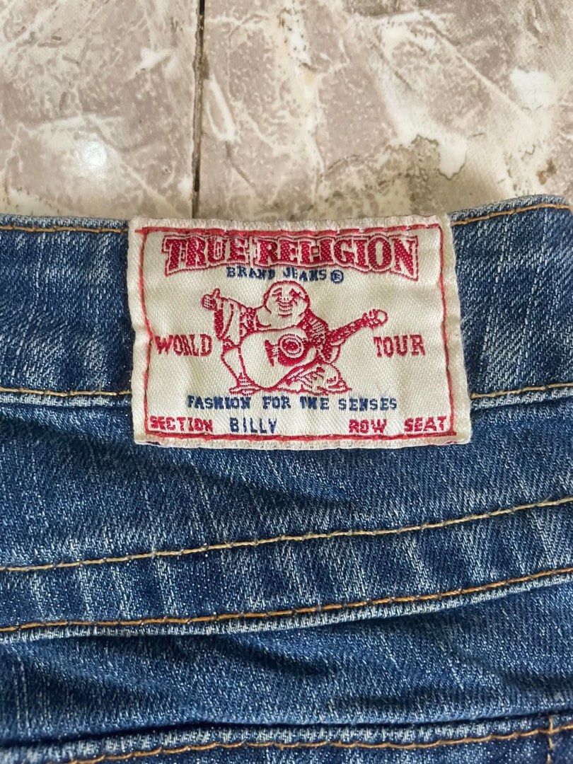 True Religion Joey Billy Flared Skinny (Category: Jeans) located in Alburquerque. Submitted by gersonlanzaderas (Listing ID 1461714550, Image 3). Description: Excellent condition Size 26-28 No issue 10/10 color rate.
