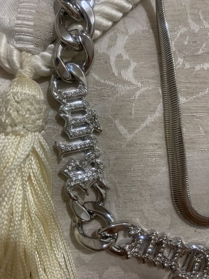 TRUE RELIGION Chunky layered necklace (Category: Necklaces) located in Dasmarinas. Submitted by fameandfad (Listing ID 1461772553, Image 3). Description: Brandnew Authentic True Religion layered necklace with Logo script featuring a chunky silver-toned chain with rhinestones Bought for 5k Never worn .