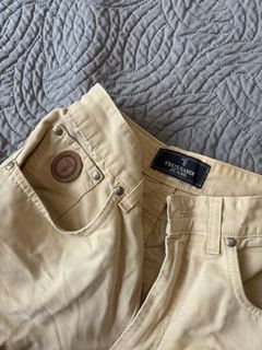 (Category: ) located in . Submitted by shopbettina (Listing ID 1461625187, Image 1). Description: .