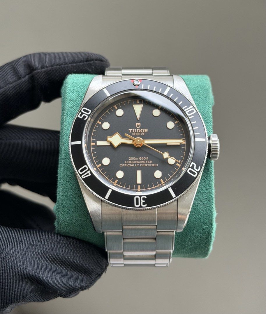 Tudor Black Bay 41 (Category: Luxury Watches) located in Pasig City. Submitted by kjeldran00 (Listing ID 1461570138, Image 1). Description: Tudor Black Bay 41 Condition: 9.5/10 Inclusions: Outer Sleeve, Watch Box, Hangtag, Extra Links, Manual, and Warranty Card Specifications: Automatic Movement Caliber MT5602 Case Diameter: 41mm Case Thickness: 14mm Sapphire Crystal Water Resistance: 200m Foreign AD 2020 Reference: 79230N Price: ₱155,000 Locatio