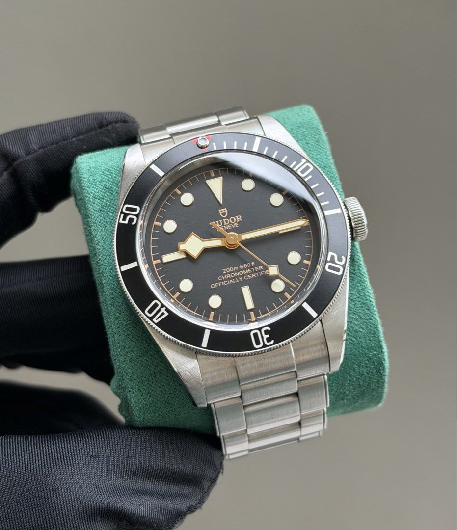Tudor Black Bay 41 (Category: Luxury Watches) located in Pasig City. Submitted by kjeldran00 (Listing ID 1461570138, Image 3). Description: Tudor Black Bay 41 Condition: 9.5/10 Inclusions: Outer Sleeve, Watch Box, Hangtag, Extra Links, Manual, and Warranty Card Specifications: Automatic Movement Caliber MT5602 Case Diameter: 41mm Case Thickness: 14mm Sapphire Crystal Water Resistance: 200m Foreign AD 2020 Reference: 79230N Price: ₱155,000 Locatio
