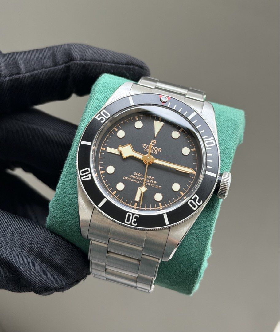 Tudor Black Bay 41 (Category: Luxury Watches) located in Pasig City. Submitted by kjeldran00 (Listing ID 1461570138, Image 2). Description: Tudor Black Bay 41 Condition: 9.5/10 Inclusions: Outer Sleeve, Watch Box, Hangtag, Extra Links, Manual, and Warranty Card Specifications: Automatic Movement Caliber MT5602 Case Diameter: 41mm Case Thickness: 14mm Sapphire Crystal Water Resistance: 200m Foreign AD 2020 Reference: 79230N Price: ₱155,000 Locatio