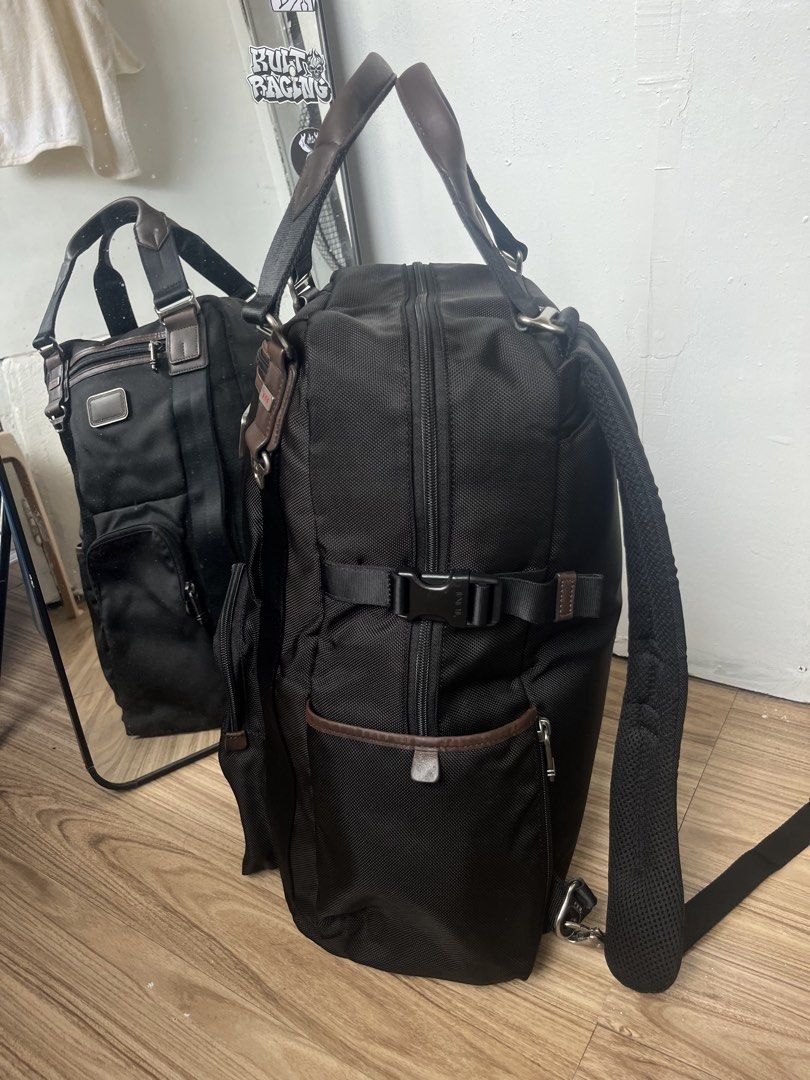 TUMI ALPHA BRAVO LEJEUNE 2 WAY (Category: Backpacks) located in Cebu City. Submitted by fierce.vincent (Listing ID 1461606614, Image 2). Description: TUMI ALPHA BRAVO LEJEUNE 2 WAY EXCELLENT CAN PASS NEW NO ISSUE + SF.