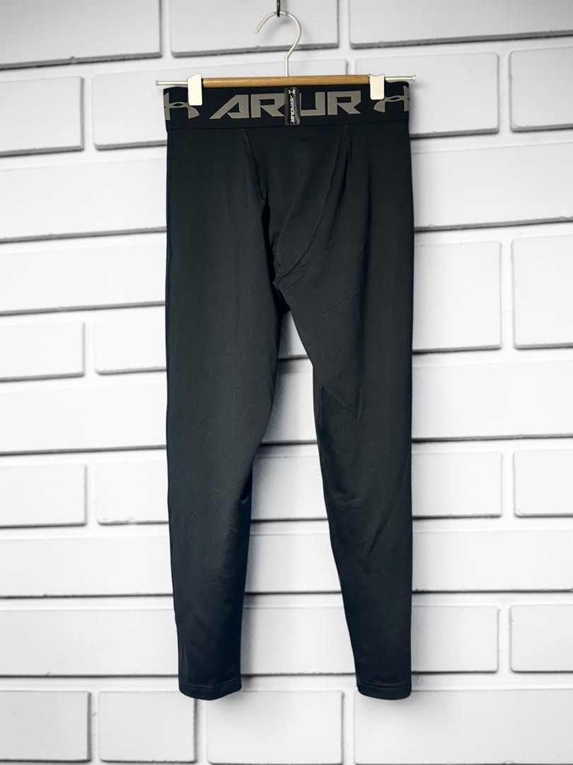 Under Armour Medium HeatGear Armour Legging (Category: Activewear) located in Caloocan City. Submitted by marcapina2211 (Listing ID 1461753875, Image 2). Description: Under Armour Medium HeatGear Armour Legging Size: Medium (Stretchable) No issue. Excellent condition 📍North Caloocan.