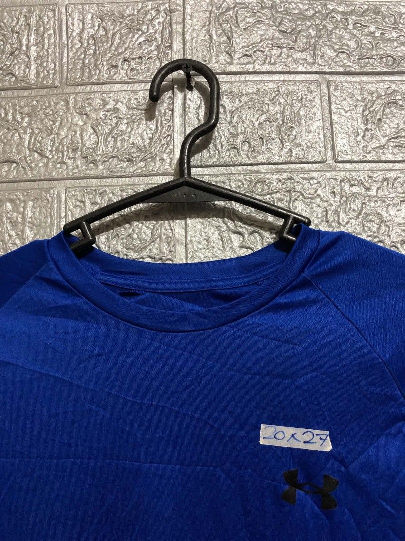 Under Armour Shirt (Category: Tshirts & Polo Shirts ) located in Manila. Submitted by wildshark-33d3 (Listing ID 1461776658, Image 2). Description: Authentic Excellent condition No issue.