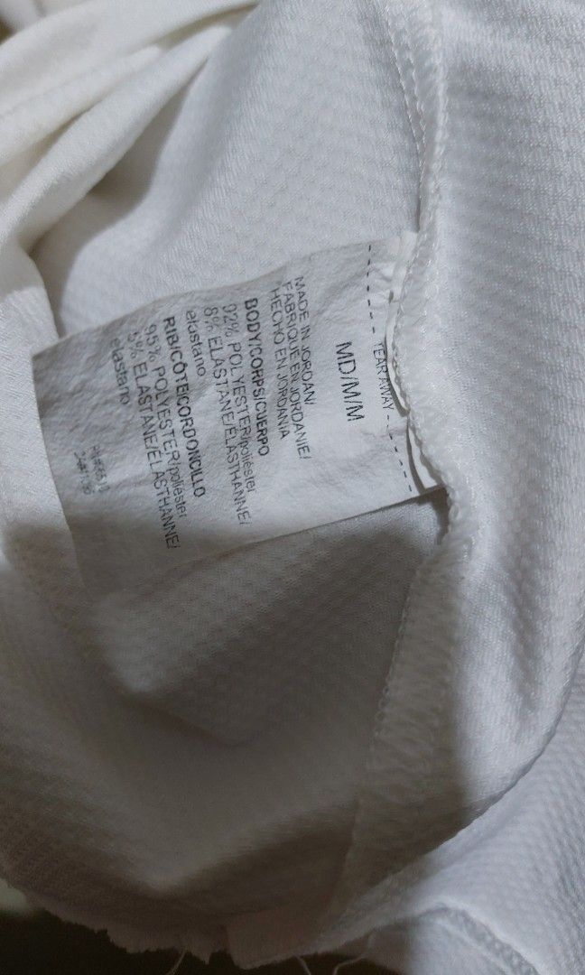 Under Armour Size: Medium (Category: Activewear) located in Manila. Submitted by bien_greatgoods (Listing ID 1461620647, Image 3). Description: .