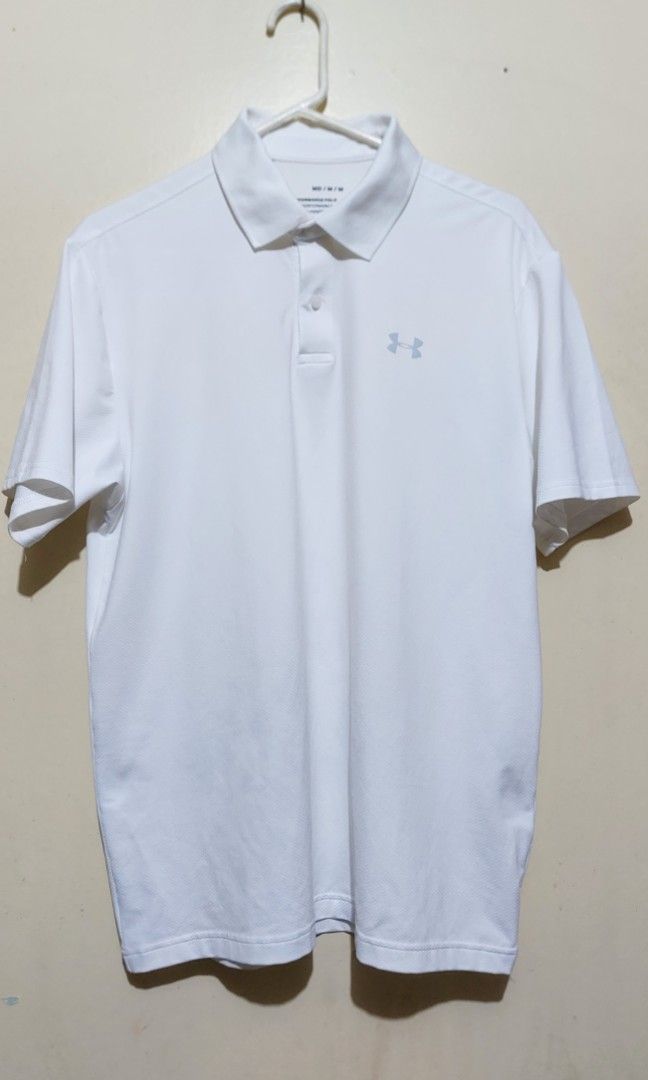 Under Armour Size: Medium (Category: Activewear) located in Manila. Submitted by bien_greatgoods (Listing ID 1461620647, Image 1). Description: .