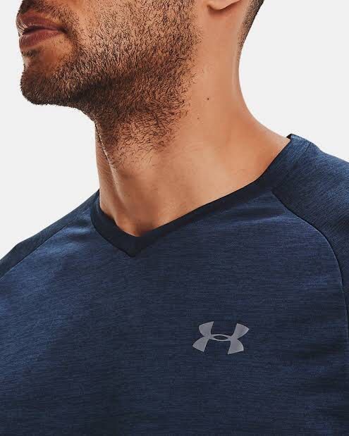 Under armour tech tee drifit (Category: Activewear) located in Ozamiz City. Submitted by mj_thrifts (Listing ID 1461583350, Image 2). Description: Under armour drifit tech tee W:21.5x L:28.5 Excellent condition 9.5/10 550+sf.
