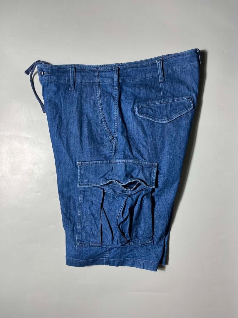 UNIQLO 6 POCKET (Category: Shorts) located in General Santos City (Dadiangas). Submitted by arjay_genita (Listing ID 1461671272, Image 3). Description: ‼️Size 34 L21 ‼️Excellent to New condition ‼️Color rate 9.8/10 ‼️No issue.