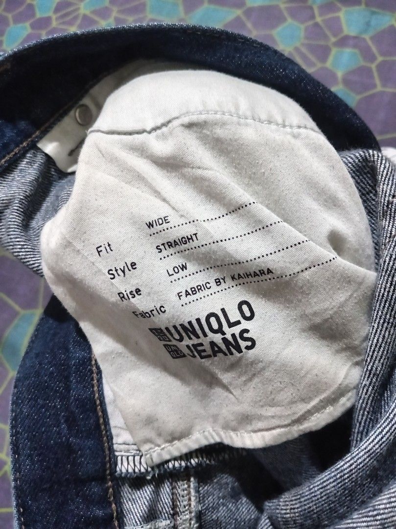 Uniqlo baggy jeans (Category: Activewear) located in Sindangan. Submitted by barak_ukay (Listing ID 1461584515, Image 3). Description: Like vintage jeans Waits-34 Length-36 Thigh-13 Hem-10.