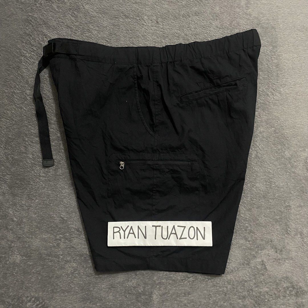 Uniqlo Belted Cargo Shorts (Category: Shorts) located in Lubao. Submitted by thriftlangph (Listing ID 1461767861, Image 3). Description: 🏷P599 Uniqlo Belted Cargo Shorts Black 34 to 38W x 18.5L 12 leg opening 9/10 color rate Excellent No issue.