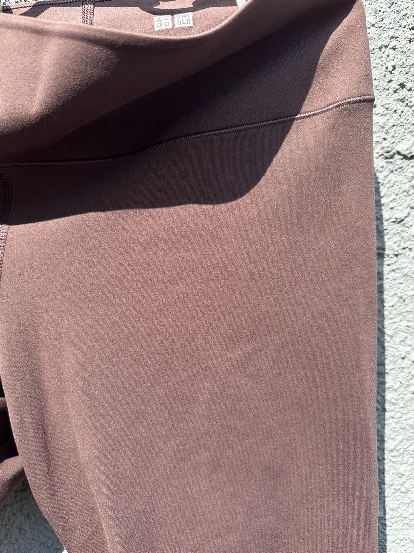 Uniqlo Brown Leggings (Category: Activewear) located in Bacoor. Submitted by de_clutters (Listing ID 1461574003, Image 3). Description: Brown Uniqlo Active Leggings (M) Rfs: doesn’t fit me.